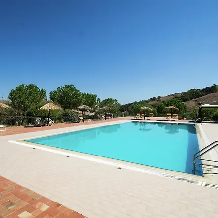 Hébergement de vacances Rustic Sicilian Retreat With