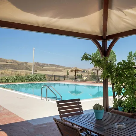 Hébergement de vacances Rustic Sicilian Retreat With Resuttano