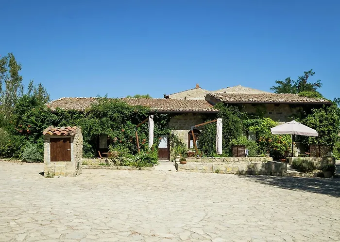 Rustic Sicilian Retreat With Resuttano