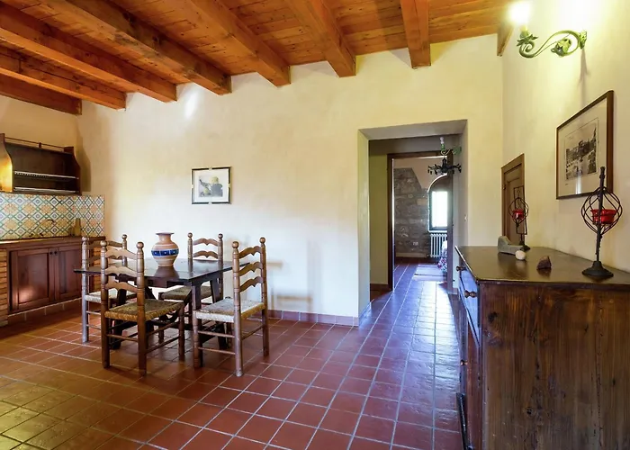 別荘 Rustic Sicilian Retreat With Resuttano
